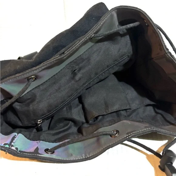 Handmade Geometric Pattern Backpack - Picture 5 of 7